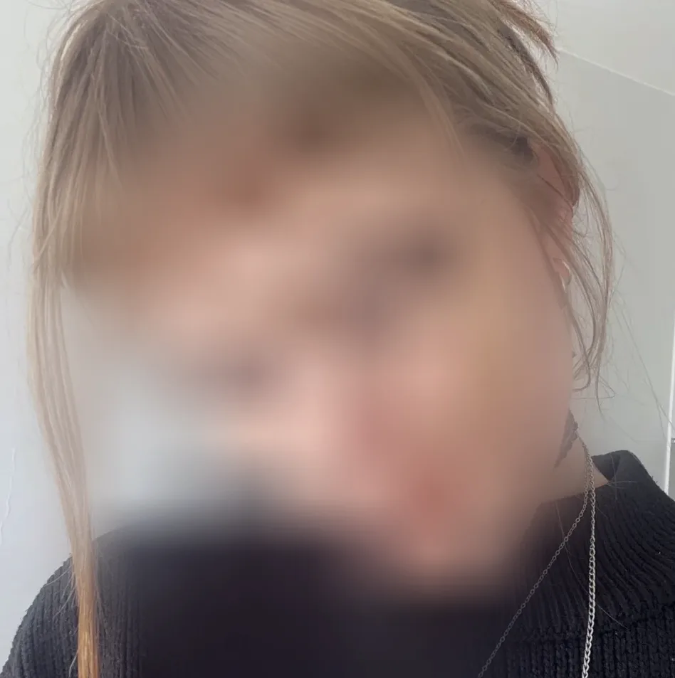 Selin, 19